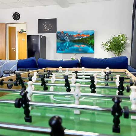 Gruppenloft Kicker & 14 Gaeste * Stuttgart