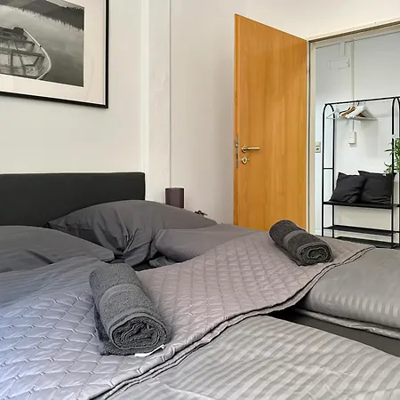 Appartement Gruppenloft Kicker & 14 Gaeste Stuttgart